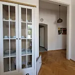 Entzueckendes Apartment Im Zentrum